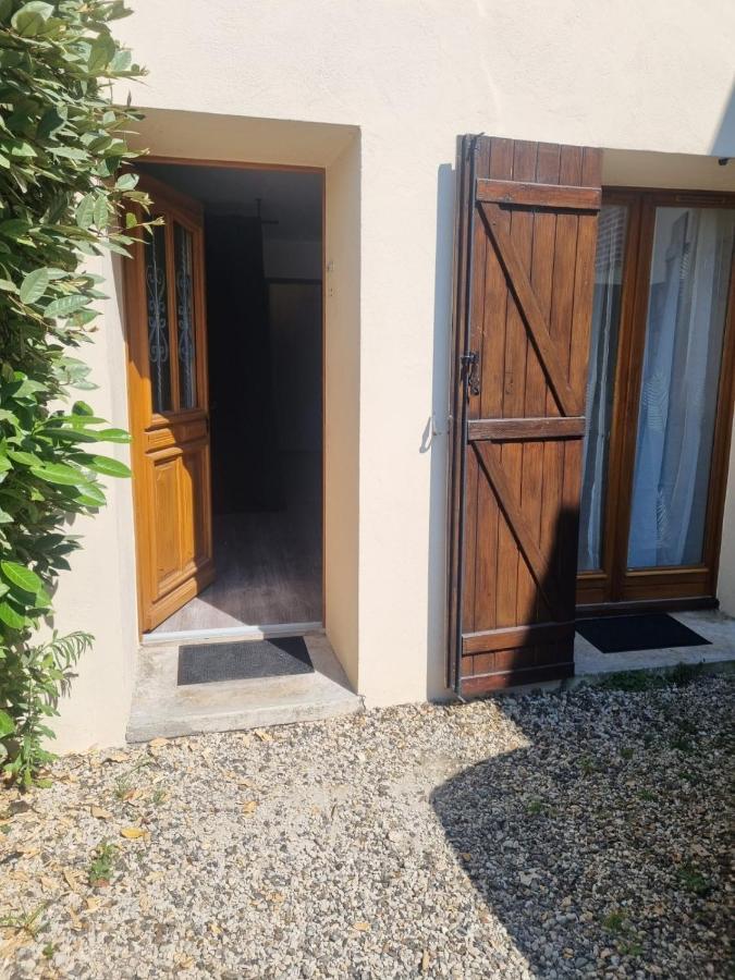 Studio A 2 Pas De Disneyland Esbly Exterior foto
