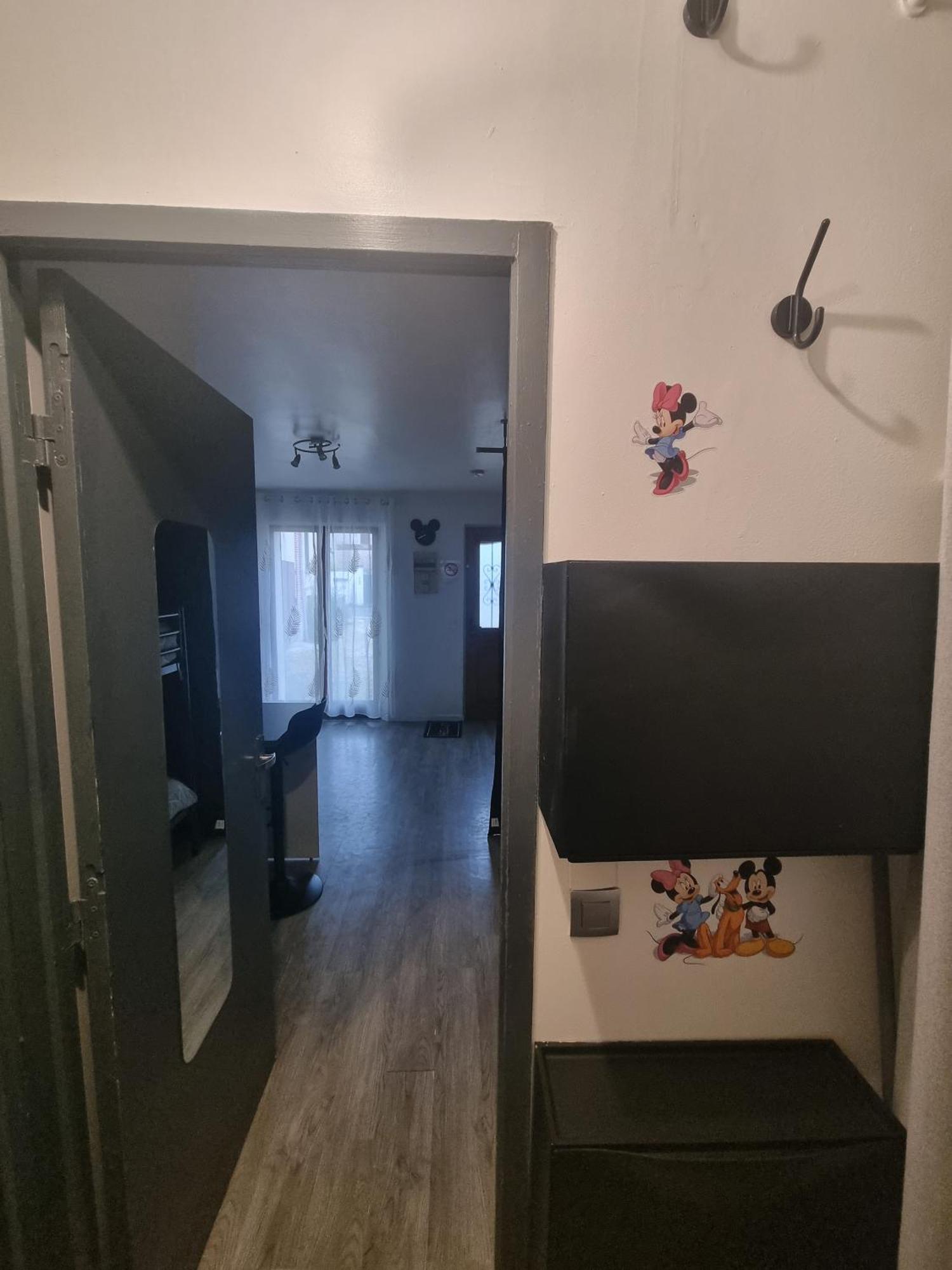 Studio A 2 Pas De Disneyland Esbly Exterior foto
